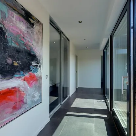 4 Bedroom Stunning In