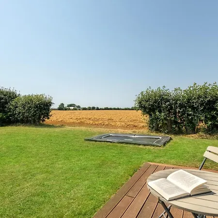 Casa vacanze 4 Bedroom Stunning In Haderslev