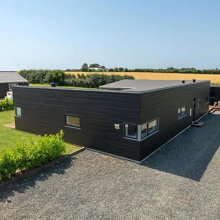 4 Bedroom Stunning In Casa vacanze