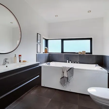 4 Bedroom Stunning In Haderslev